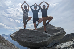 Janine Buckley - Team Tree Pose  - Avalanche Mountain, Rogers Pass BC. Humour cateogry, 2023.