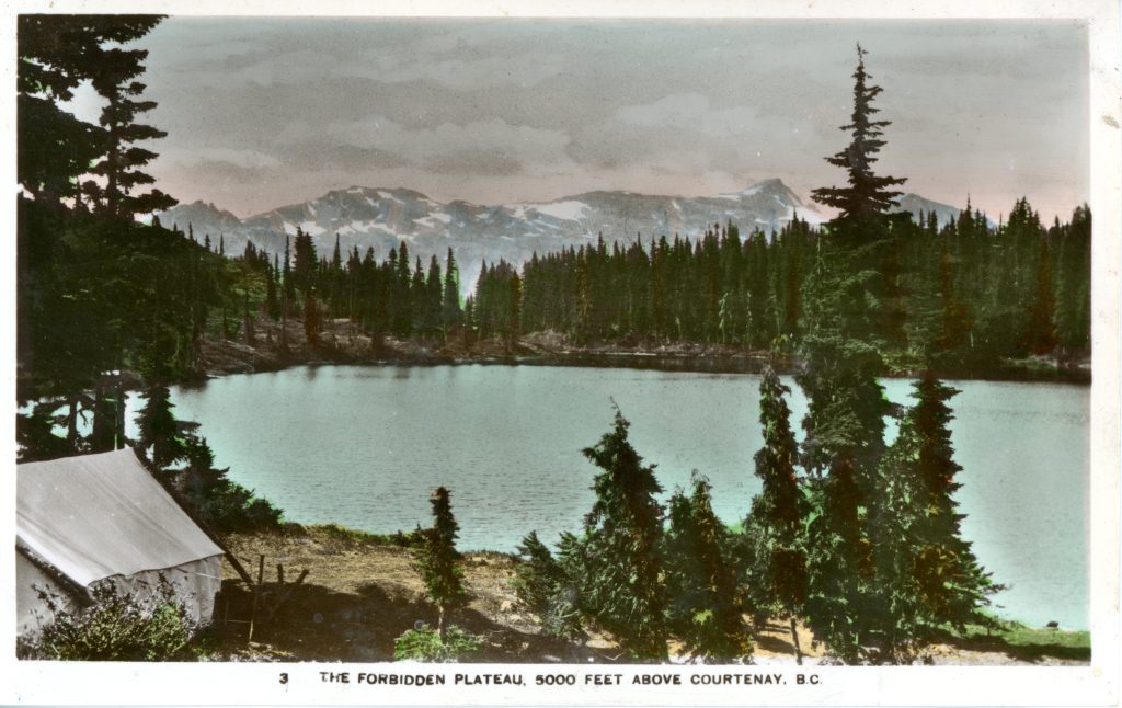 Old postcard of Croteau Lake 1939.