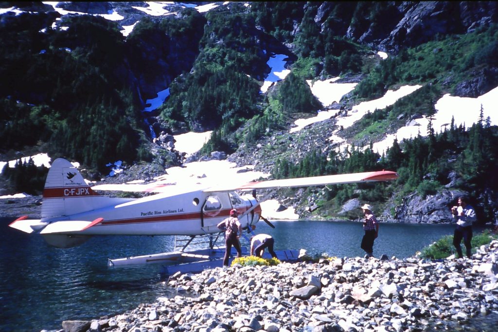 Brian Money, Albert Hestler, Gary Allen and Chris Schreiber disembarking at Della Lake 1987 – Chris Schreiber photo.