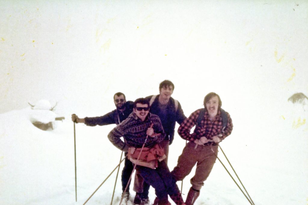 Ron Facer, Mike Walsh, Bob Tustin and Bryan Lee unknown location – Bryan Lee photo.