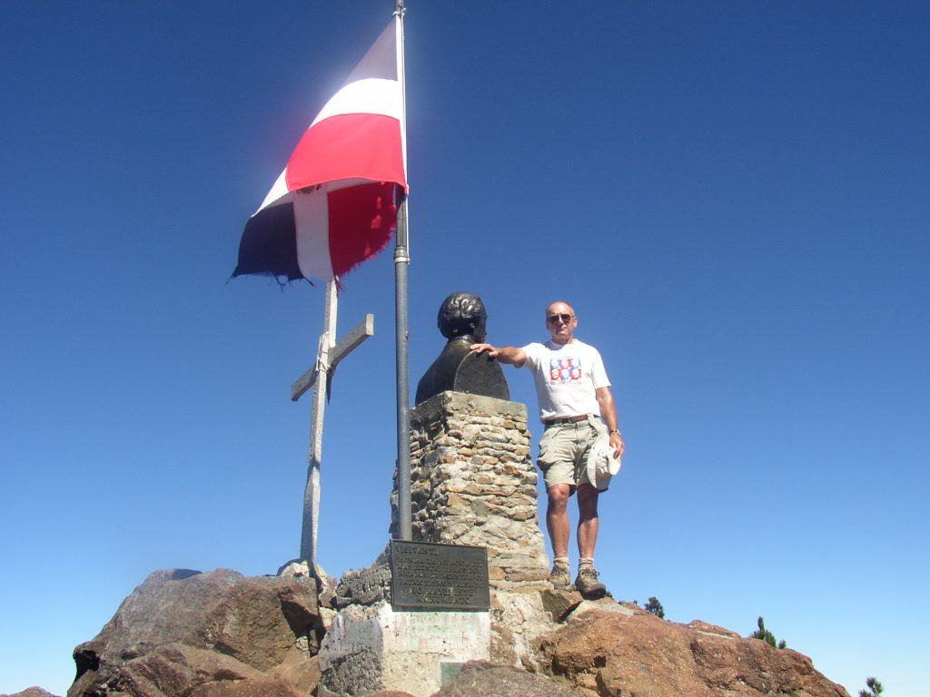 Graham Maddocks on the summit of Pico Duarte 2005 – Graham Maddocks photo.