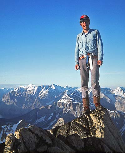 Sandy Briggs on the summit of Merendi, Upernivik Island, West Greenland 1977 – Sandy Briggs photo.