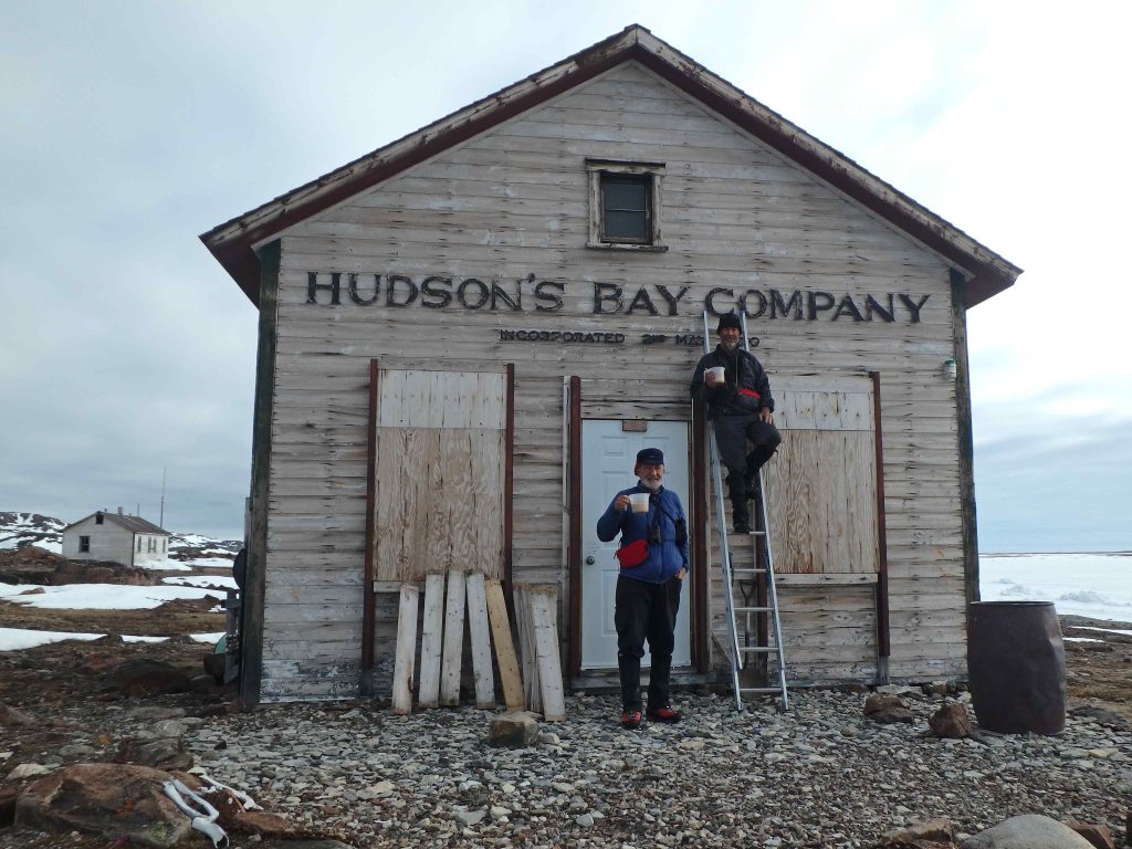 Sandy Briggs and John Dunn having a cup of tea at Fort Ross, near Bellot Strait 2017 - Sandy Briggs photo.
